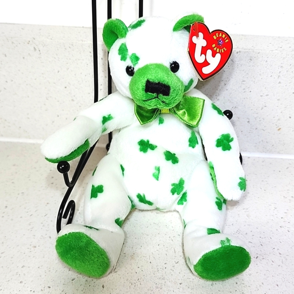 Ty Beanie Baby Clover The Bear.